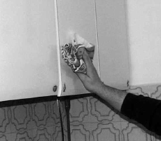 Eliminare macchie sulla formica